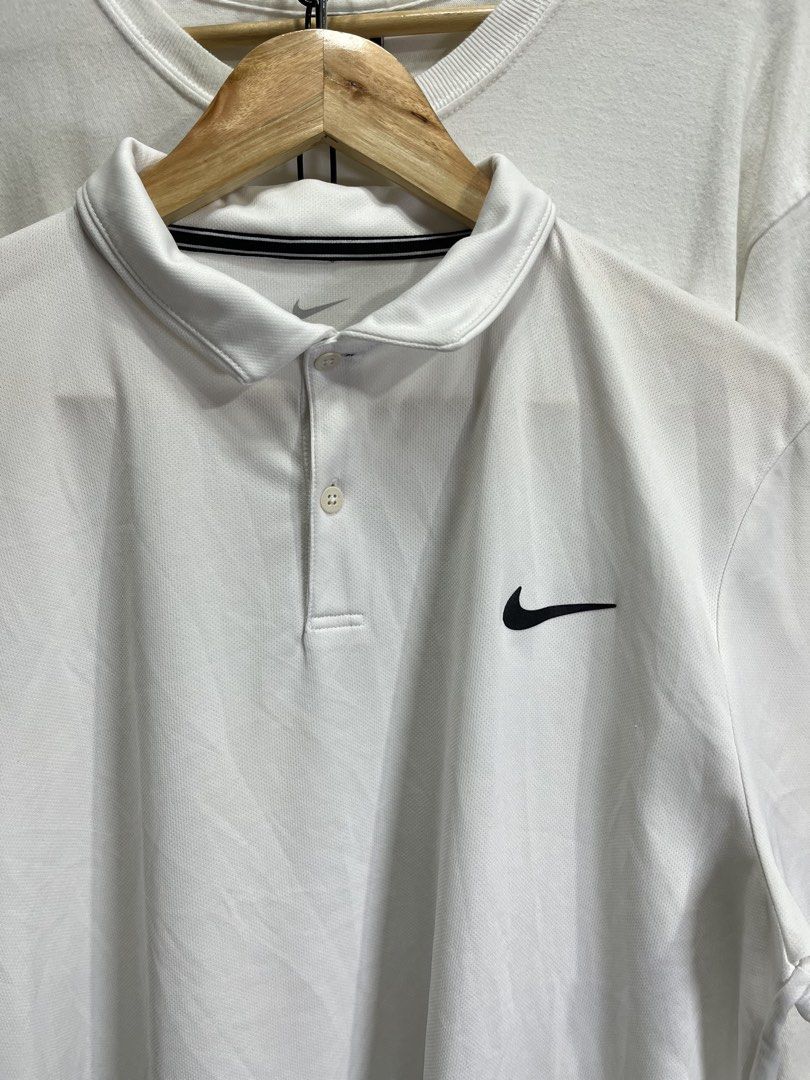 NIKE DRI FIT POLO (Category: Tshirts & Polo Shirts ) located in Manila. Submitted by aldrenyap109491 (Listing ID 1462819083, Image 2). Description: 💎NIKE DRI FIT POLO SHIRT 🔳CONDITION:9.8/10 EXCELLENT 🔳COLOR RATE:9.7/10 🔳DIMENSION:28X23.2 🔳BEST FIT: XL 🔳MOP:GCASH/CASH 🟥ISSUE: ❌❌ MINE:₱500 (FREE SHIPPING) (AUTOMATICALLY YOURS) 📍 POBLACION PUROK 5 KOLAMBUGAN LDN (9207).