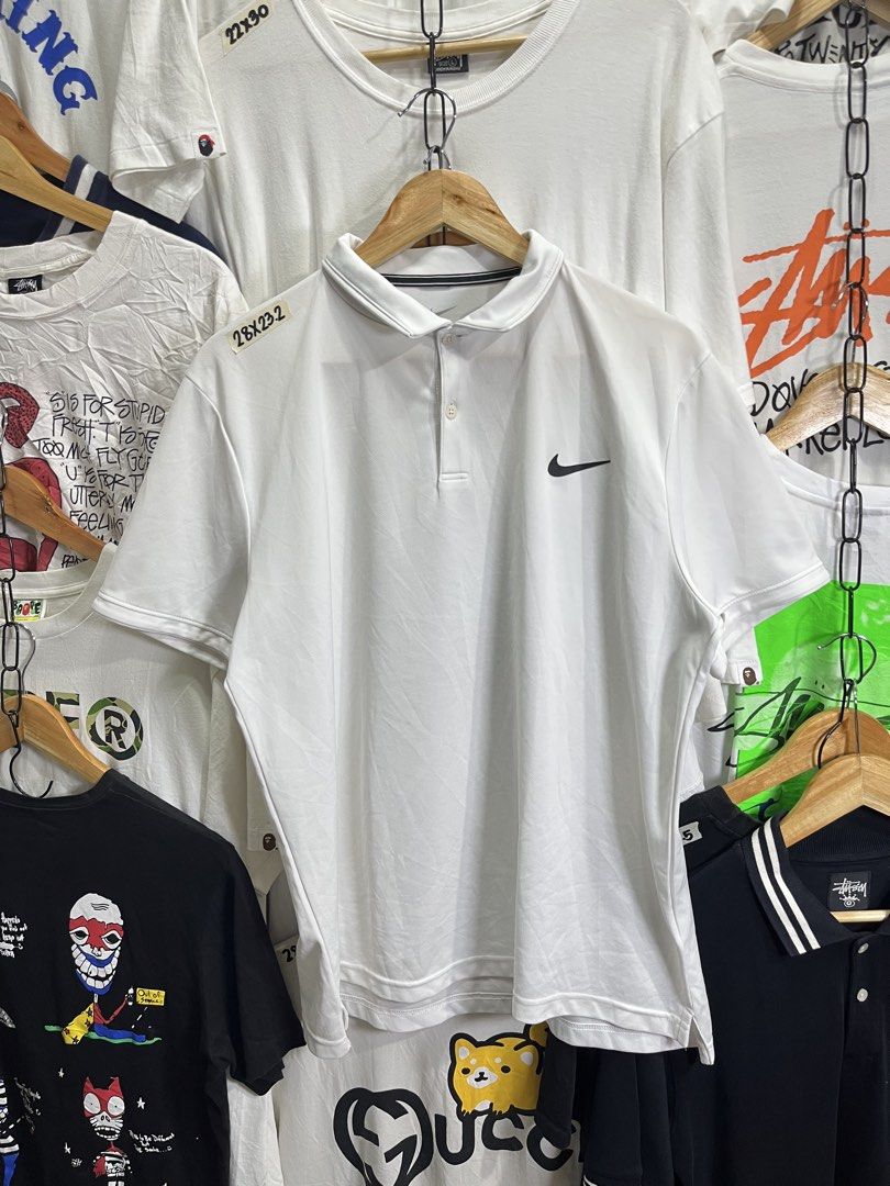 NIKE DRI FIT POLO (Category: Tshirts & Polo Shirts ) located in Manila. Submitted by aldrenyap109491 (Listing ID 1462819083, Image 1). Description: 💎NIKE DRI FIT POLO SHIRT 🔳CONDITION:9.8/10 EXCELLENT 🔳COLOR RATE:9.7/10 🔳DIMENSION:28X23.2 🔳BEST FIT: XL 🔳MOP:GCASH/CASH 🟥ISSUE: ❌❌ MINE:₱500 (FREE SHIPPING) (AUTOMATICALLY YOURS) 📍 POBLACION PUROK 5 KOLAMBUGAN LDN (9207).