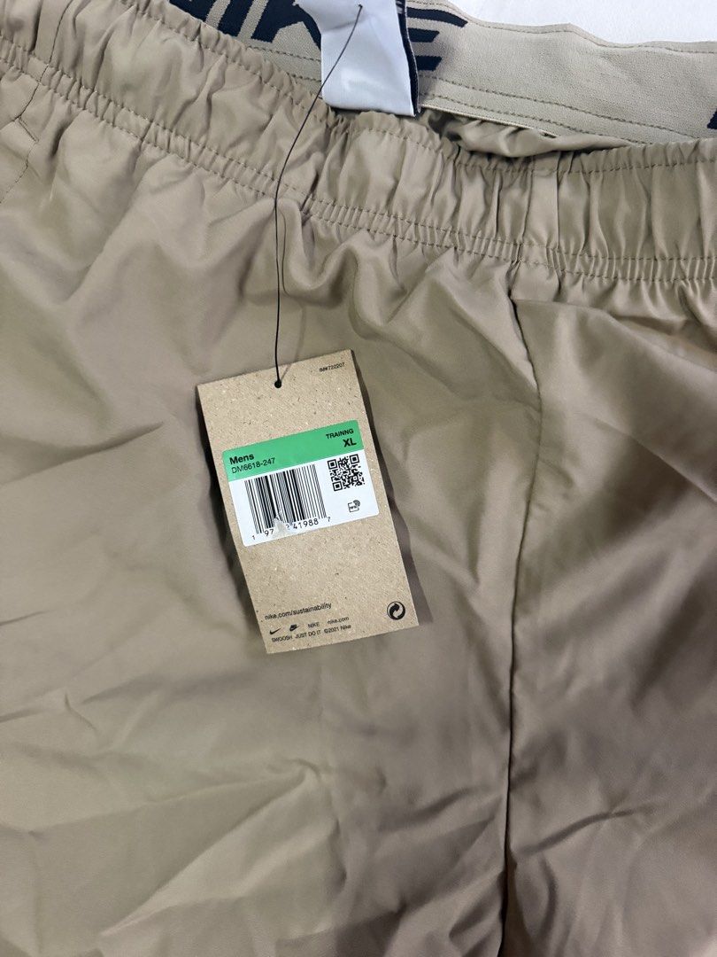 Nike dri fit shorts (Category: Shorts) located in Taguig. Submitted by roxjl (Listing ID 1462709715, Image 2). Description: Size xl With paper bag Bought it in nike singapore.