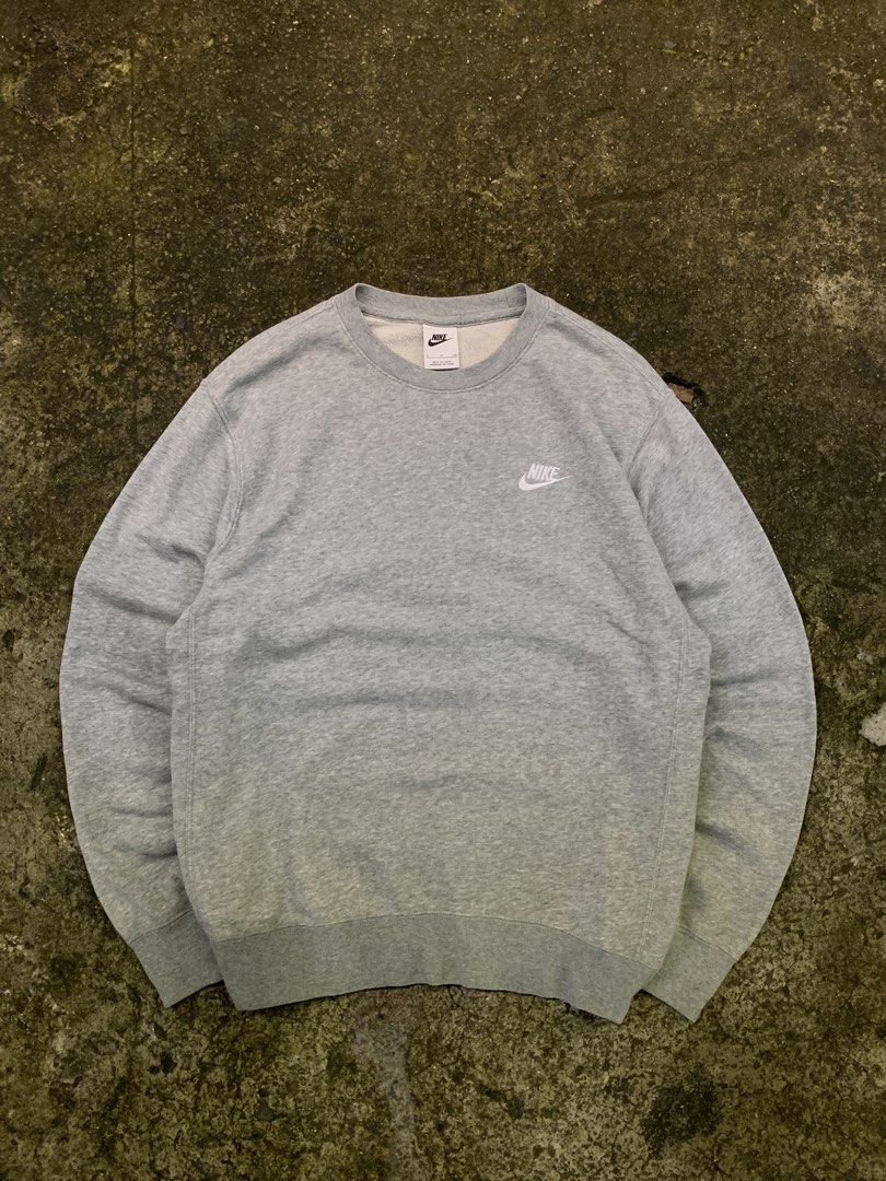 Nike Grey Crewneck Sweatshirt Size S (Category: Coats, Jackets and Outerwear) located in Manila. Submitted by thrift2mnla (Listing ID 1462812339, Image 1). Description: - Grey Nike crewneck sweatshirt - Small embroidered Nike logo on chest - Made in Indonesia - Tagged size S - Ideal for everyday wear - Please check photos for detailed condition.