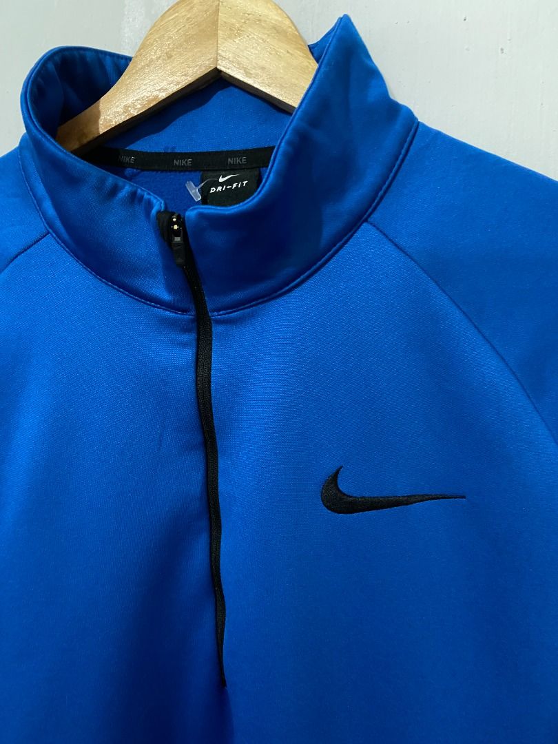 Nike Halfzip Pullover (Category: Coats, Jackets and Outerwear) located in Cabuyao City. Submitted by thrifts2damoon888 (Listing ID 1462721235, Image 2). Description: Nike Halfzip Pullover Size(inches): XXL 24width 28length AUTHENTIC | EXCELLENT CONDITION | NO ISSUE Price: 400 plus shipping fee LOC: Laguna MOP: GCASH|Bank transfer NO COD | Return policy. Disclaimer: Please managed your expectation. Items are all precious thrifts and while we ensur