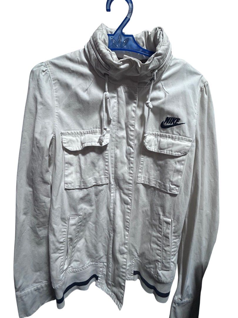 Nike jacket (Category: Coats, Jackets and Outerwear) located in Quezon City. Submitted by nicoleeel (Listing ID 1462745245, Image 3). Description: .