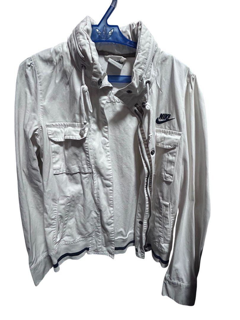 Nike jacket (Category: Coats, Jackets and Outerwear) located in Quezon City. Submitted by nicoleeel (Listing ID 1462745245, Image 1). Description: .