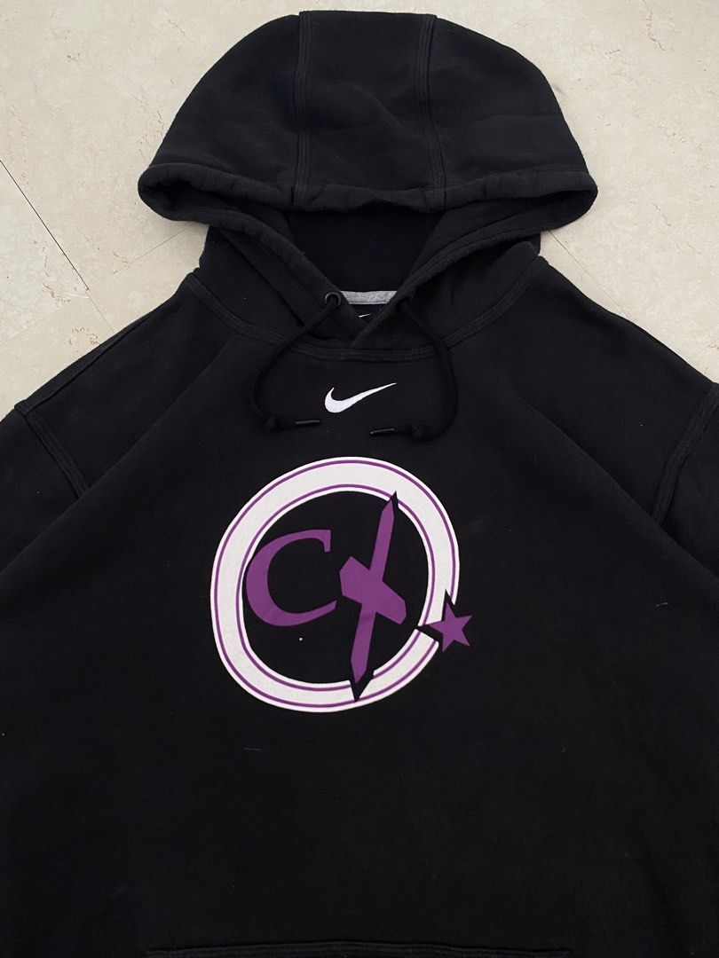 NIKE MID SWOOSH PULL OVER (Category: Hoodies) located in Manila. Submitted by zzztine (Listing ID 1462756377, Image 2). Description: 💎NIKE MID SWOOSH HOODIE 💎 DIMENSIONS- 26*28 COLOR RATE-9.5/10 CONDITION- EXCELLENT CONDITION .