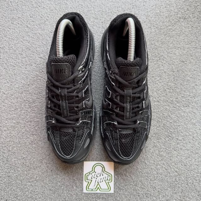 NIKE P6000 PREMIUM TRIPLE BLACK (Category: Sneakers) located in Cagayan de Oro. Submitted by huntbytrickjam.v2 (Listing ID 1462773876, Image 2). Description: N-KE P6000 PREMIUM TRIPLE BLACK US 7 WMNS / EURO 38 / CM 24 EXCELLENT Pair Only Sign of Usage M - 1499.