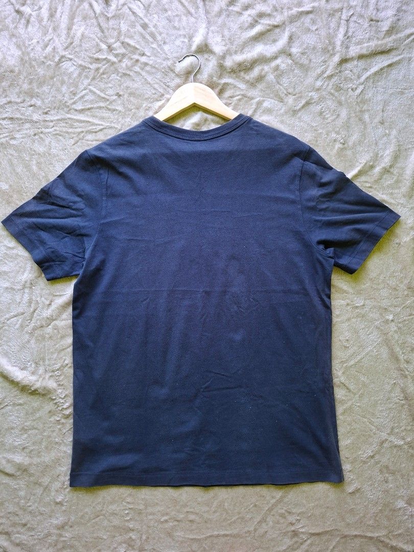 Nike Script Logo Cursive Swoosh Tee (Dark Navy / Black) (Category: Tshirts & Polo Shirts ) located in Alaminos. Submitted by made.by (Listing ID 1462857503, Image 2). Description: ​Chest Width: 21 in (Pit to Pit) Length: 28.5 in Tag Size: XL (Fits Slim XL or Regular Large based on measurements) Condition: Very Good Used Condition.
