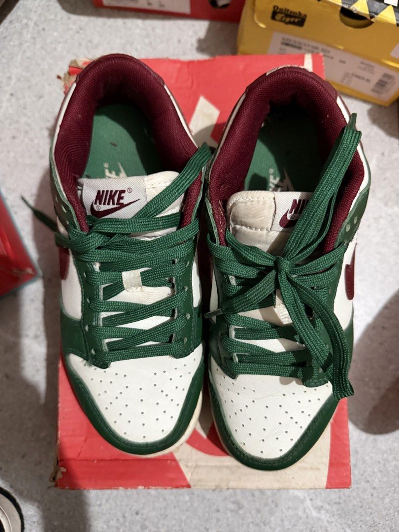 Nike Shoes (Category: Sneakers) located in Caloocan City. Submitted by rohllee (Listing ID 1462715372, Image 2). Description: Nike Shoes Size: US 5; 22.5cm Location: Guadalupe, Makati.