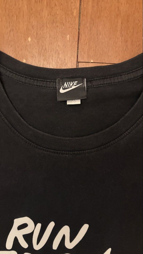Nike Statement Tee (Category: Tshirts & Polo Shirts ) located in Talisay. Submitted by cebloots (Listing ID 1462773976, Image 3). Description: Size M 25.5 x 18 Via Maxim/LBC/J&T CoD or Gcash NO ISSUES .