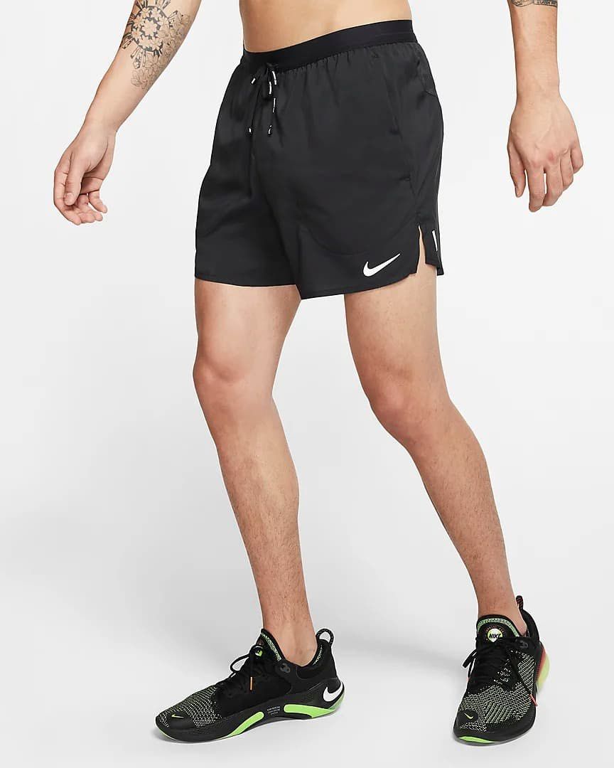 Nike stride short (Category: Shorts) located in Cebu City. Submitted by kibinilats (Listing ID 1462748712, Image 3). Description: Nike stride short Good condition Issue sa reflectorized logo Wearable with inner brief Size Medium | 28-32 stretch Length 13 Pm.