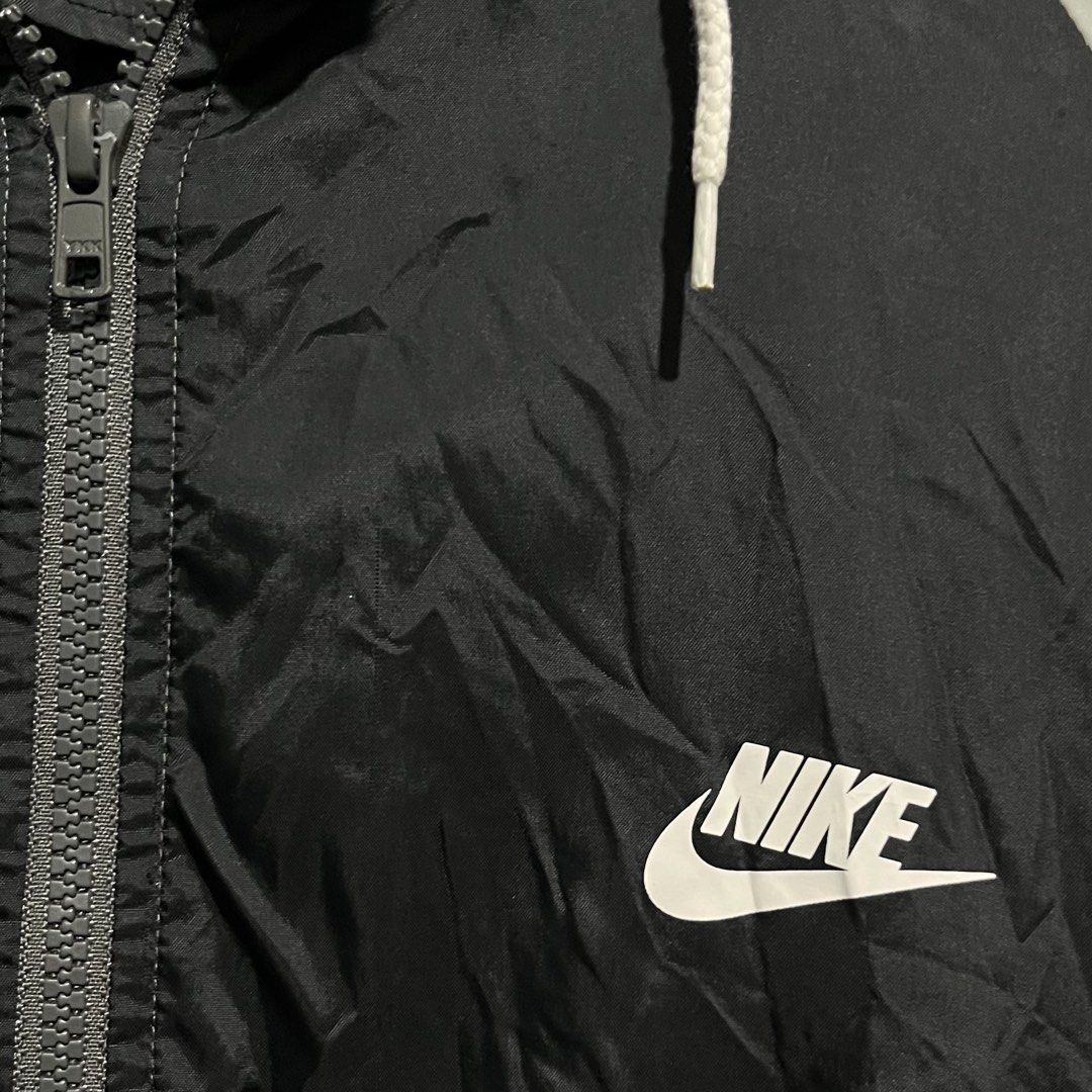 Nike Tritone Windrunner Windbreaker (Category: Coats, Jackets and Outerwear) located in Davao. Submitted by lwnfits (Listing ID 1462878147, Image 3). Description: NIKE COUPE-VENT HERITAGE WINDRUNNER Windbreaker tritone Excellent UC With Packable Hood Dimensions: Width: 27 Length: 29 Issue/s: Runs Price: 680 + shipping .
