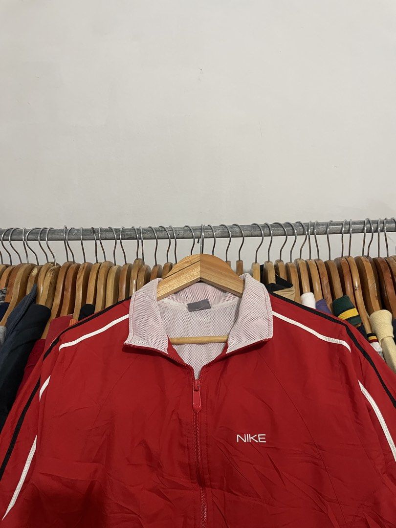 Nike Windbreaker (Category: Coats, Jackets and Outerwear) located in Dasmarinas. Submitted by spoon_thrift_south (Listing ID 1462764063, Image 3). Description: 22x25.5 excellent condition needwash only no issue 10/10 color rate small to medium fittings.