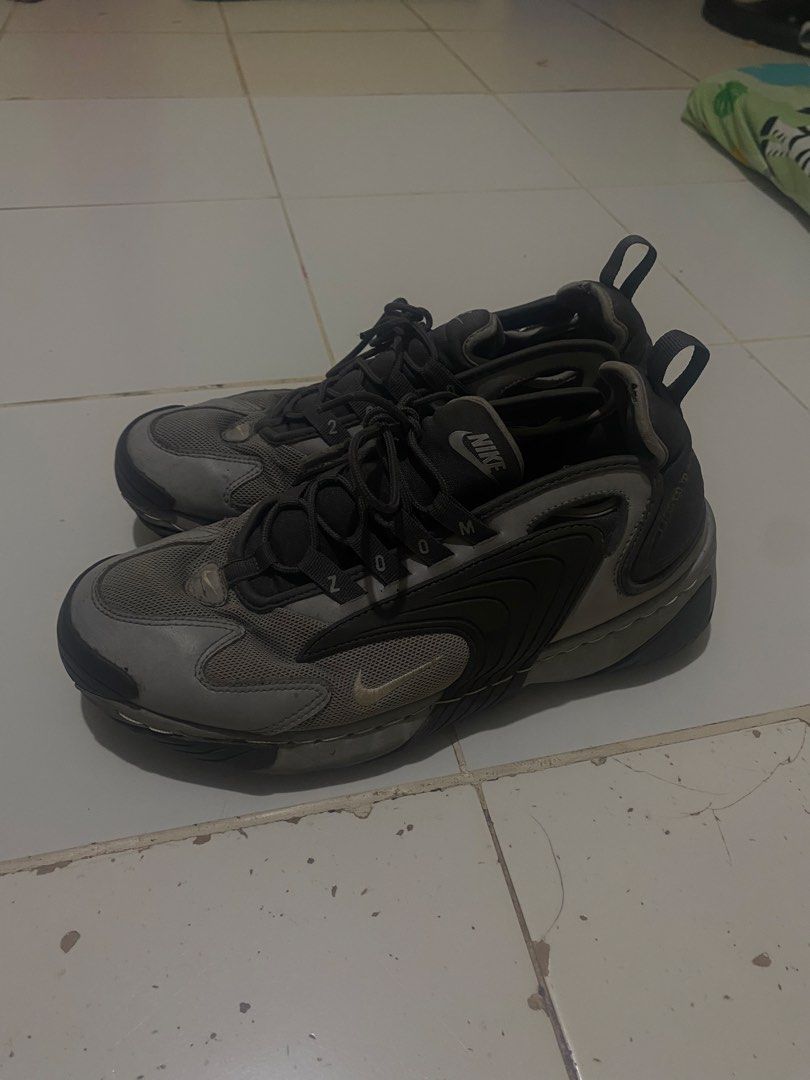 Nike Zoom 2000 (AUTHENTIC) (Category: Sneakers) located in Manila. Submitted by trixiejs (Listing ID 1462859621, Image 1). Description: Nike Zoom 2000 Authentic No box Negotiable on sure buyer.