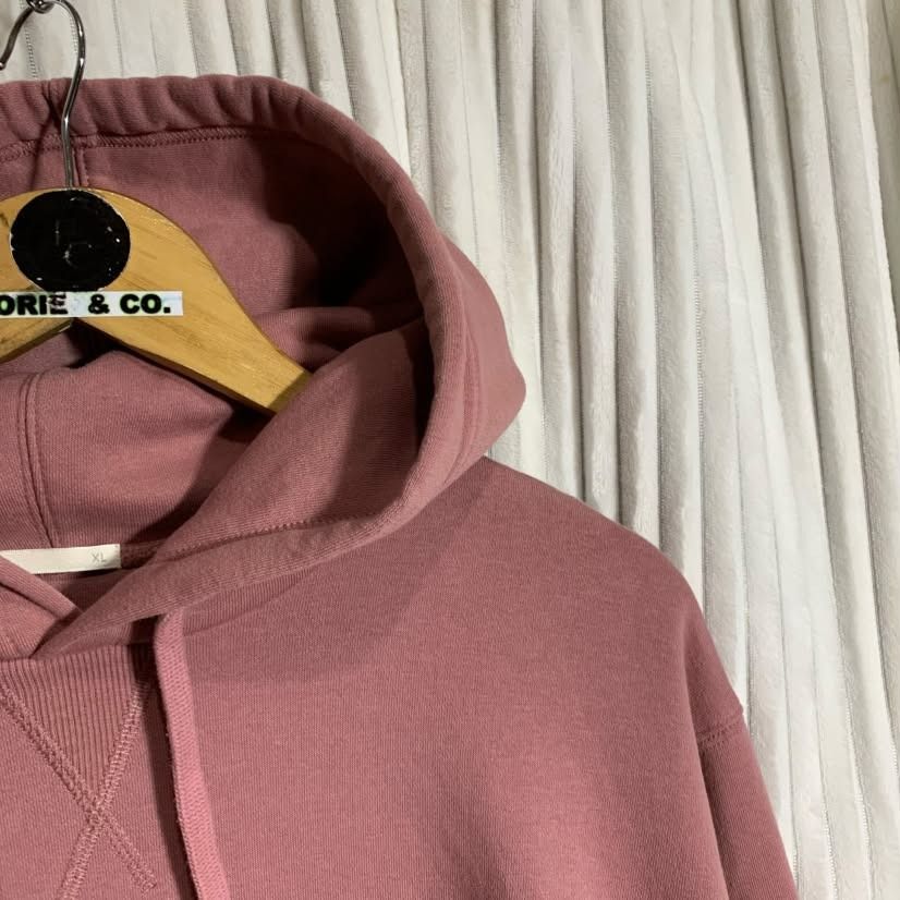 NJ119-GU MEN'S SWEAT PULLOVER HOODIE (Category: Coats, Jackets and Outerwear) located in Bauang. Submitted by wintercollectionfc (Listing ID 1462826896, Image 3). Description: ❗️𝘼𝙡𝙡 𝙙𝙚𝙩𝙖𝙞𝙡𝙨 𝙥𝙤𝙨𝙩𝙚𝙙❗️ ✨𝗚𝗨 𝗠𝗘𝗡'𝗦 𝗦𝗪𝗘𝗔𝗧 𝗣𝗨𝗟𝗟𝗢𝗩𝗘𝗥 𝗛𝗢𝗢𝗗𝗜𝗘✨ ᴄᴏᴅᴇ: ɴᴊ-119 𝐏𝐫𝐢𝐜𝐞: 𝟒𝟒𝟖+ 𝐒𝐅 𝐨𝐧𝐥𝐲 ▪️ XL ▪️ Good as new ▪️ No issues ▪️ W 25" x L 27" ▪️ PINK 📍Location: LA UNION (New updated location) 📩DM for faster transaction