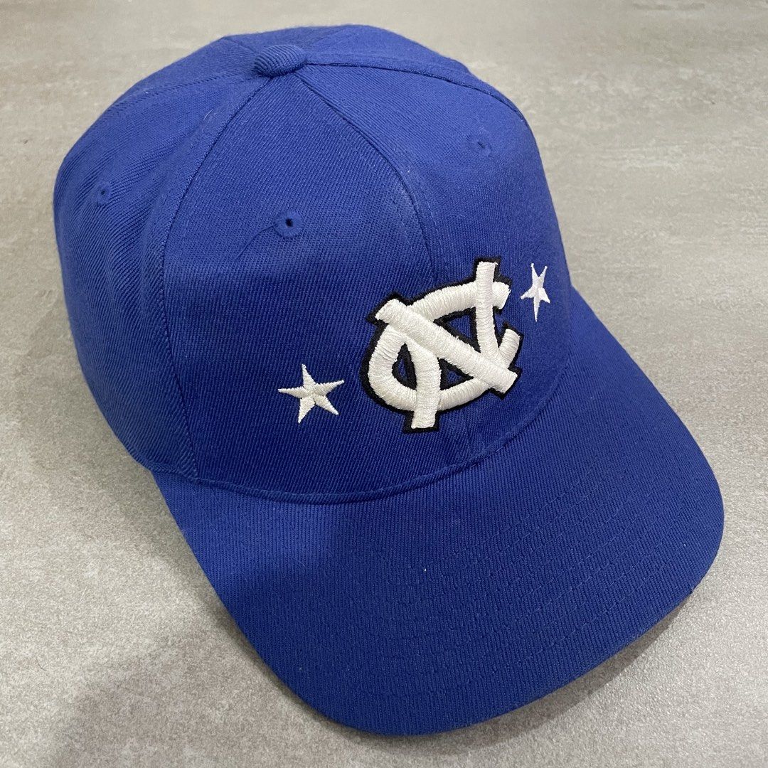 North Carolina Close Cap (Category: Caps & Hats) located in Mabalacat. Submitted by goldengarms_ (Listing ID 1462814611, Image 1). Description: Size: S-M Condition: Excellent Color rate: 9.5/10 or better Issue: N/A; sign of usage Price is still negotiable for sure buyer 👍 - Payment thru GCash, Maya or Security Bank 💳 - Shipping via J&T Express 🛩️ Pm us for more details. Thank you! 📩.