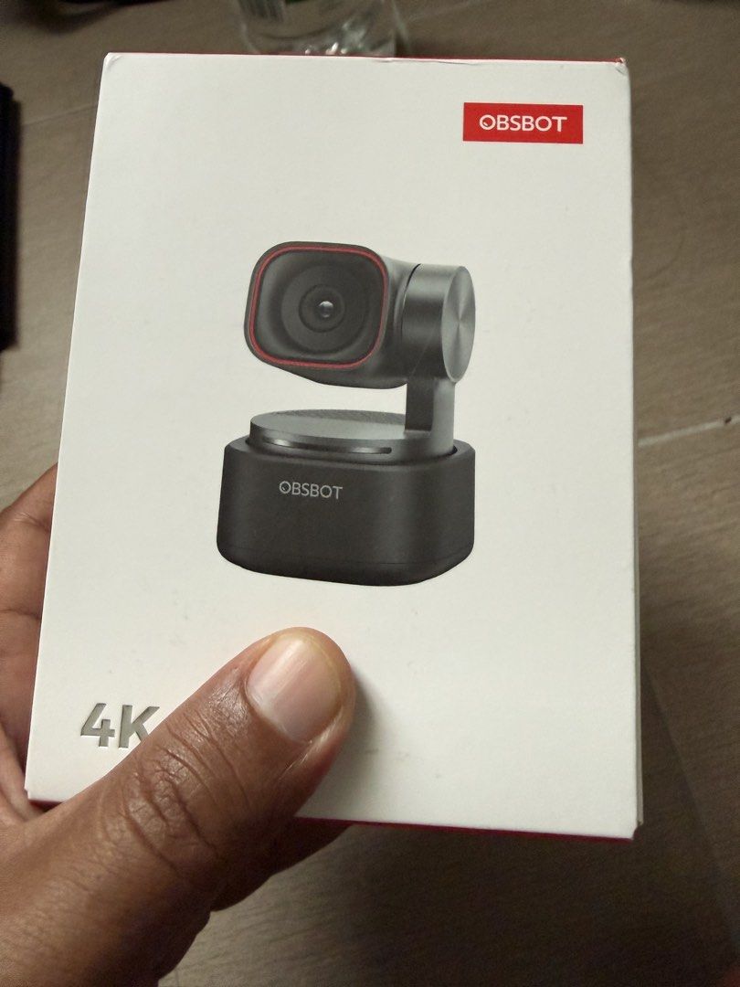 Obsbot Tiny 3 (Category: Webcams) located in Lenggeng. Submitted by hafizbakar42837 (Listing ID 1462773046, Image 1). Description: Condition memang baru. Baru pakai sekali. Beli 6 Sept 2026. Under warranty. Jual sebab tak sesuai pakai PTZ. .