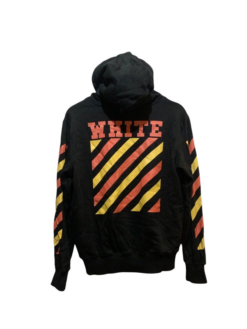 Off White Jacket (Category: Coats, Jackets and Outerwear) located in Cabadbaran. Submitted by drip_gallery (Listing ID 1462811016, Image 2). Description: .