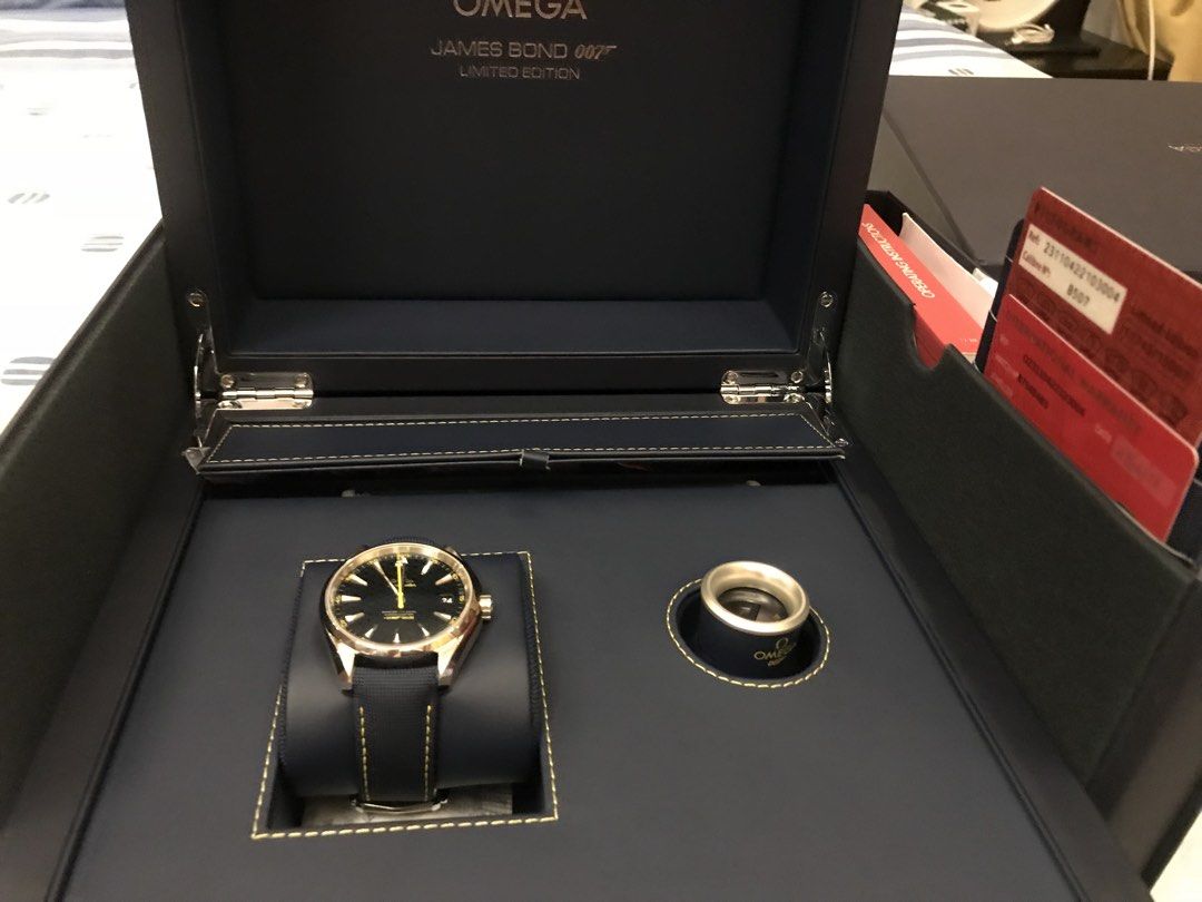 Omega Aqua Terra James bond (Category: Luxury Watches) located in Muntinlupa City. Submitted by bobetdu (Listing ID 1462823973, Image 1). Description: - Limited Edition Omega Aqua Terra James Bond 007 Spectre Model - Master Co-Axial Chronometer - 15,007 Gauss antimagnetic rating - Comes with original big box and accessories -all original 2 piece strap - Special piece for collectors - Features unique dial details and exhibition case back -9.5/10 .