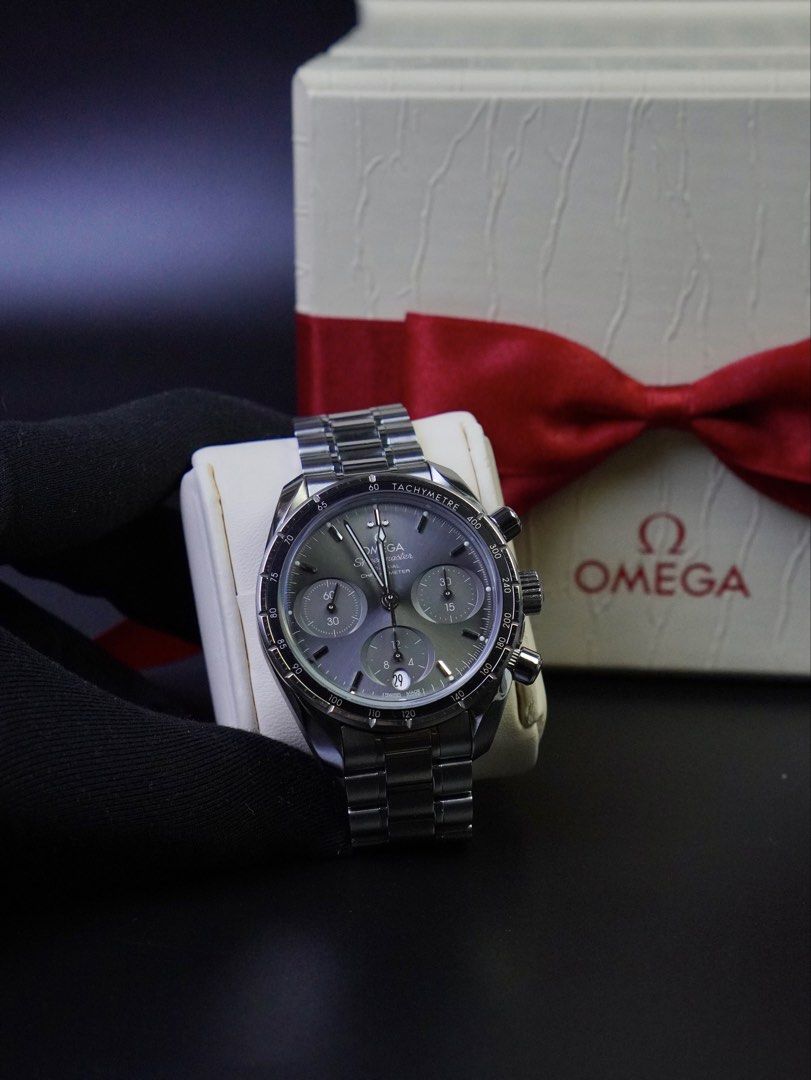 Omega Speedmaster 38 Co-Axial (Category: Luxury Watches) located in San Juan City. Submitted by authoritytimepieces (Listing ID 1462862101, Image 3). Description: Omega Speedmaster 38 Co-Axial Reference 32430385006001 Year 2025 278,000 only Complete full set with official receipt Omega warranty until 2030 Grey sun brushed dial Omega Caliber 3330 Co-Axial Movement 52 hrs power reserve 38 MM 9.5 / 10 MINT Condition A familiar favorite and one of ou