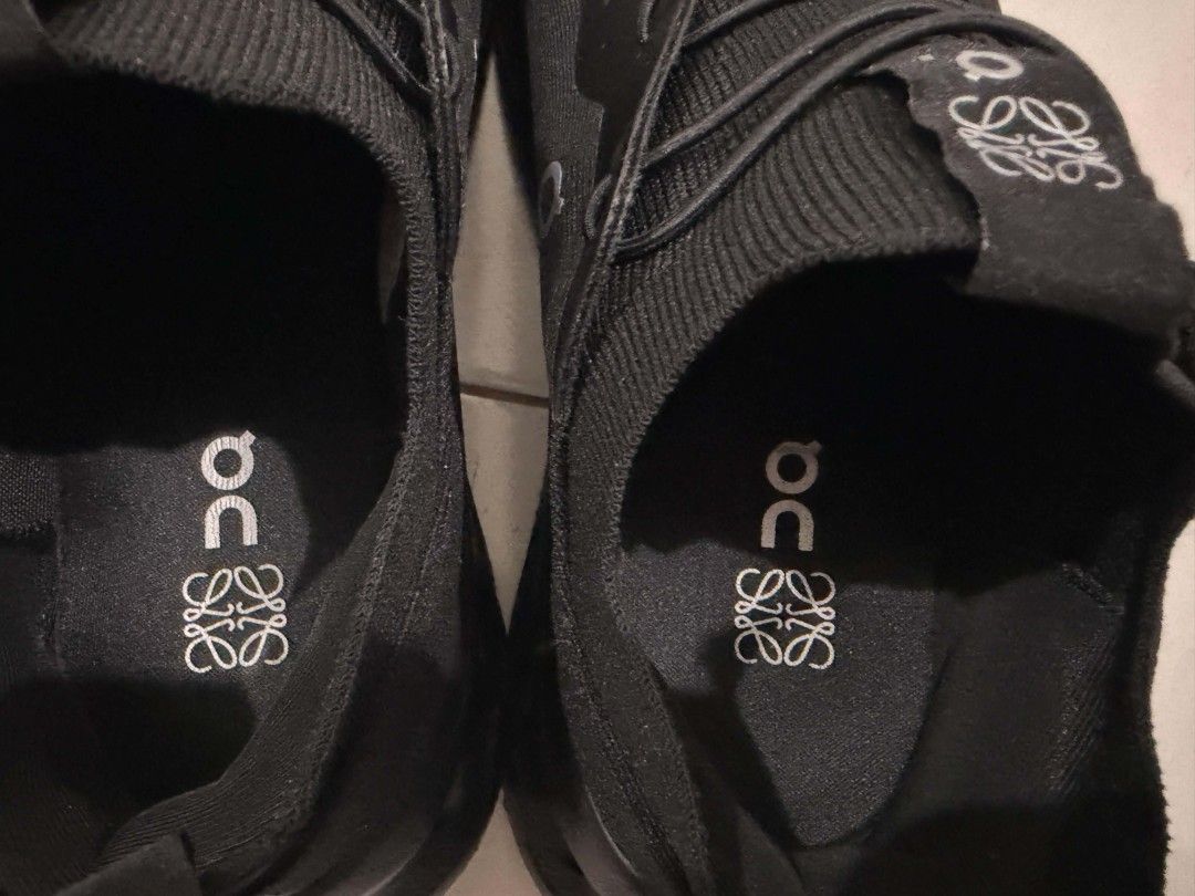 On cloud x Loewe (Category: Sneakers) located in Roxas, Mindoro Oriental. Submitted by rippedbitch (Listing ID 1462875070, Image 2). Description: size 10us mens no issues.
