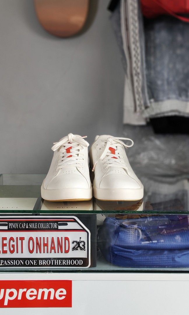 On The Roger Advantege "White Spice" sneakers (Category: Sneakers) located in General Mariano Alvarez. Submitted by legitonhand.ph35961 (Listing ID 1462832959, Image 2). Description: On The Roger Advantege "White Spice" sneakers Available size 10 100℅ Authentic / Original 💯 pre owned ☑️ no box☑️ Cod Available Thru Lbc🛵.