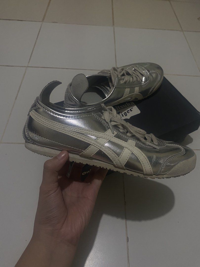 Onitsuka Tiger Mexico 66 Silver (REPS) (Category: Casual Shoes) located in Manila. Submitted by trixiejs (Listing ID 1462857770, Image 1). Description: Onitsuka Tiger Mexico 66 Silver (REPS) With box Negotiable on sure buyer.