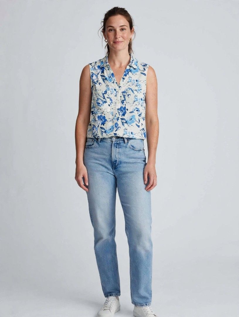 Ophelia Roe Summer print (Category: Blouses) located in Los Banos. Submitted by lopecruz (Listing ID 1462802446, Image 1). Description: 21"armpit laid flat 28"length like new L to XL.