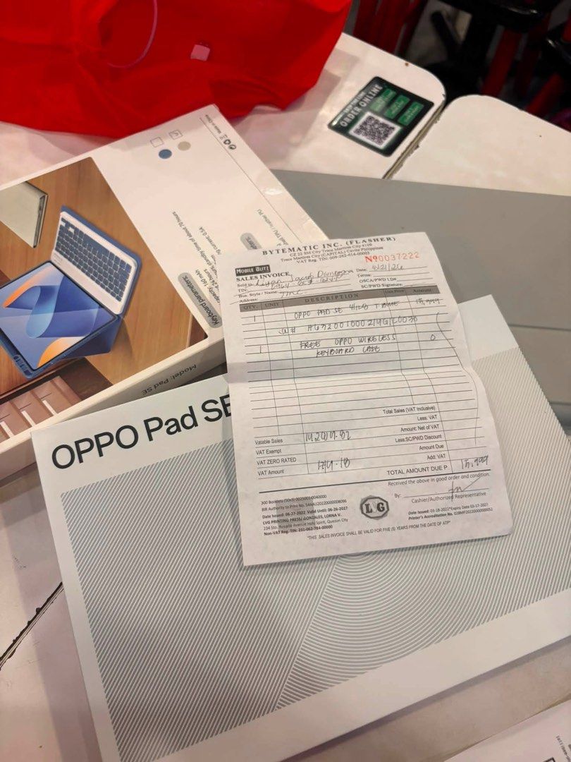 Oppo pad SE (Category: Android) located in Manila. Submitted by liyana080898 (Listing ID 1462725997, Image 3). Description: Oppo pad SE, complete set. WiFi Version! Trece Loc PM! Nego pa sa sure buyer.