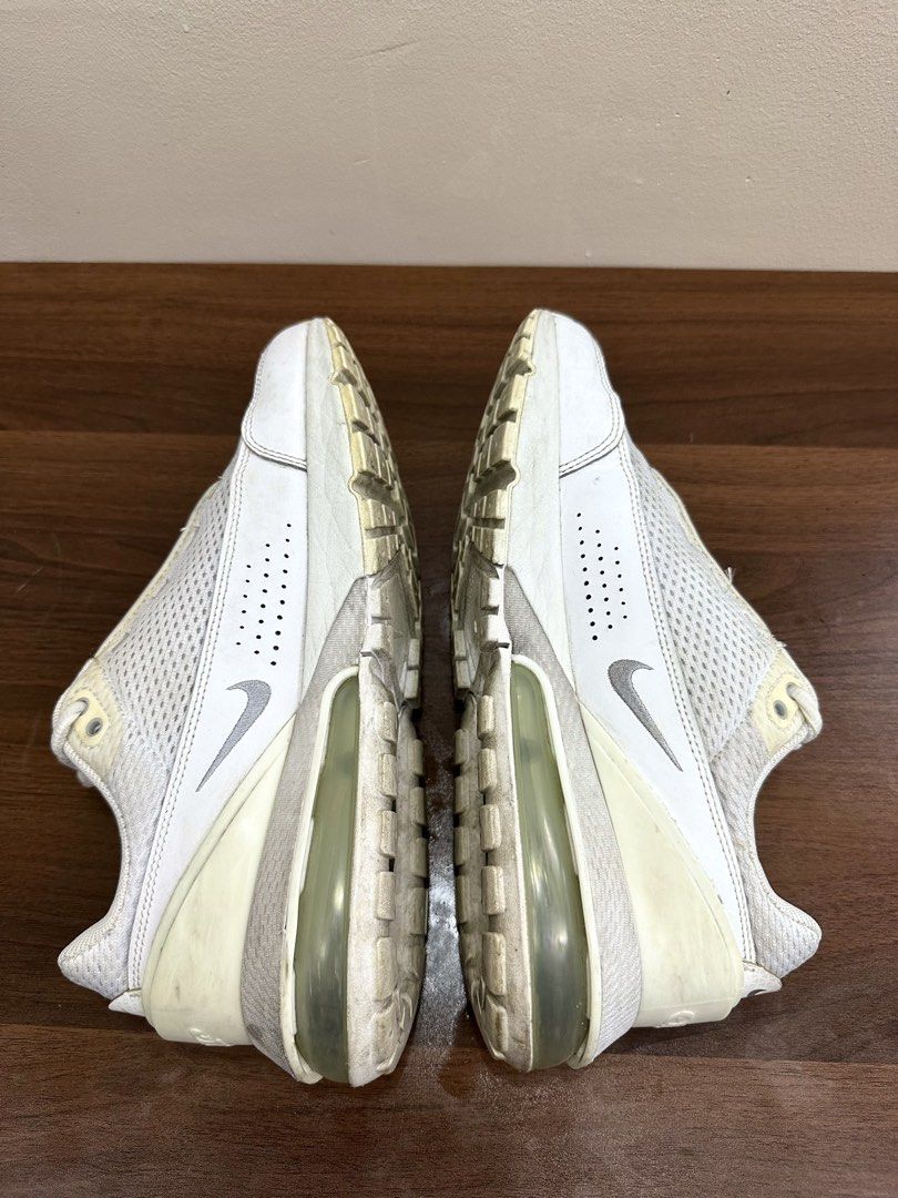 Original Nike Air Max Pulse (Category: Sneakers) located in Manila. Submitted by itsaladean (Listing ID 1462871862, Image 2). Description: Original Nike Air Max Pulse Slightly Used US 8 Men Issue: A bit of yellowing sa sole But overall still in good condition RFS: Decluttering - White Nike Air Max sneakers - Breathable mesh upper - Visible air cushioning in the sole - Plenty of life remaining.