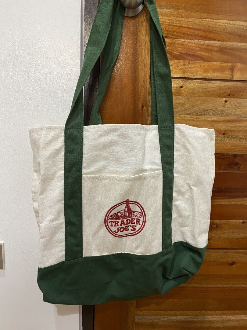 Original Trader Joe’s Bag Green (Category: Tote Bags) located in Quezon City. Submitted by pbonlinestore (Listing ID 1462732652, Image 2). Description: Rfs: Decluttering .