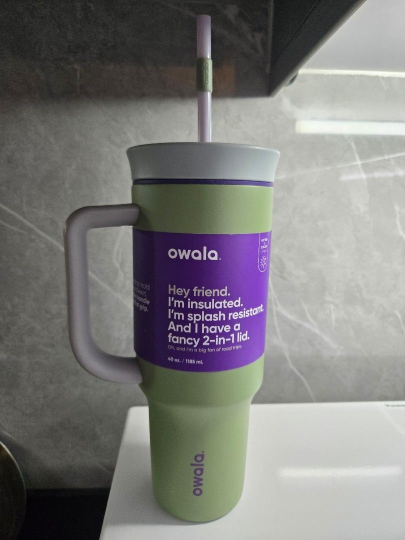 Owala Tumbler 40oz (Category: Water Bottles & Tumblers) located in Manila. Submitted by luxtimeless (Listing ID 1462859605, Image 1). Description: Auth Owala FreeSip Tumbler - 40 oz capacity - Insulated for temperature control - Splash-resistant design - Built-in handle for easy carrying - Innovative 2-in-1 lid with integrated straw - Perfect for keeping beverages hot or cold.