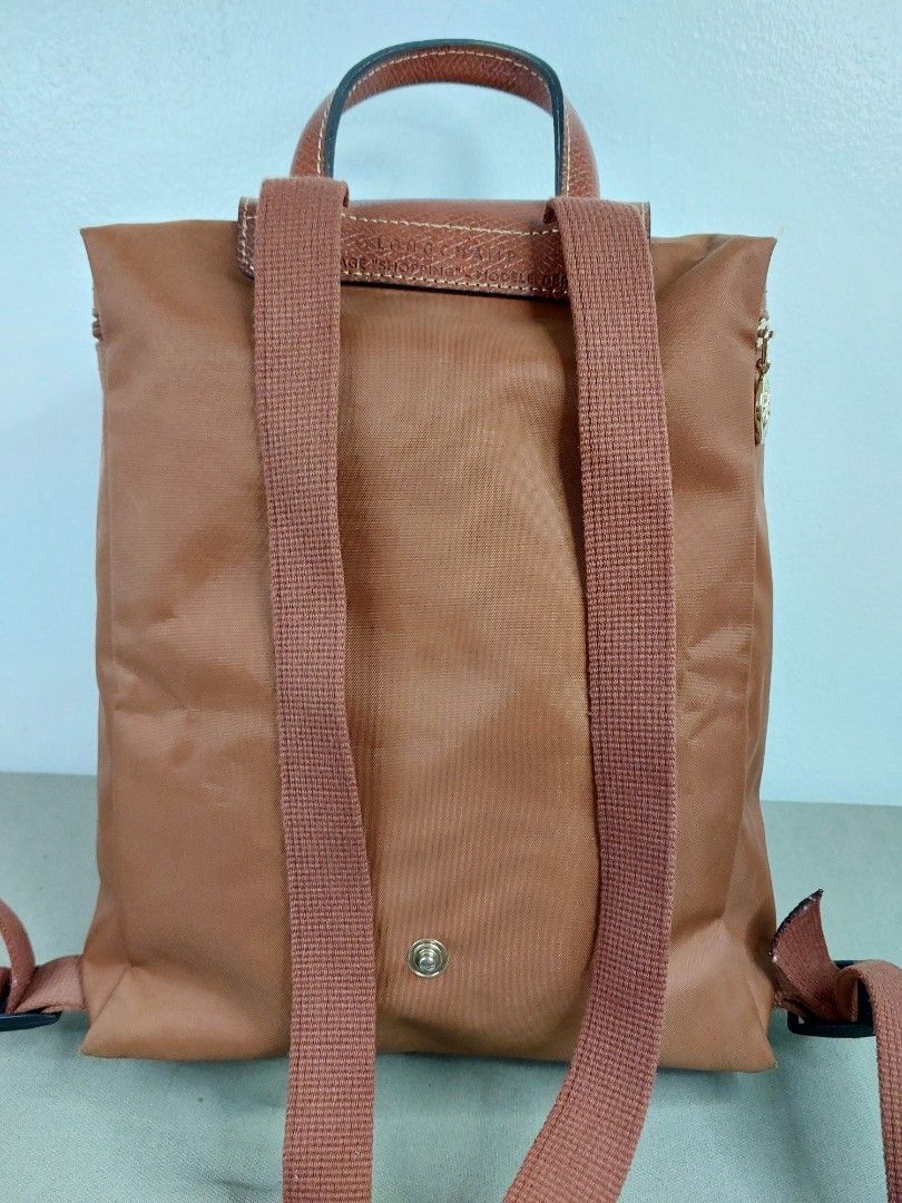 P1,200 only # 2999 - Longchamp Le Pliage M Backpack (Category: Backpacks) located in Cagayan de Oro. Submitted by jocelynt483 (Listing ID 1462728982, Image 2). Description: P1,200 only # 2999 - Longchamp Le Pliage M Backpack.