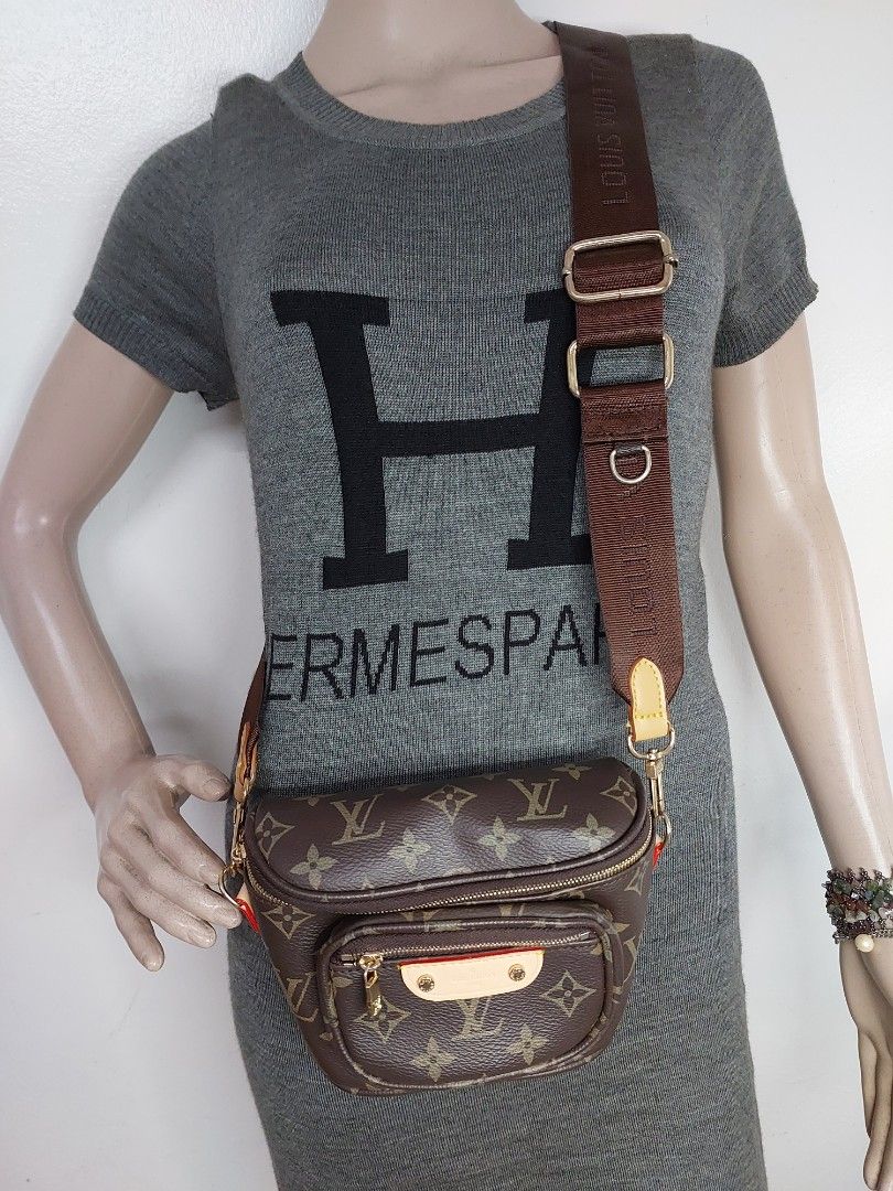 P1,500 only # 3148 - Louis Vuitton Monogram Mini Bumbag (Category: Cross-body Bags) located in Cagayan de Oro. Submitted by jocelynt483 (Listing ID 1462757194, Image 2). Description: P1,500 only # 3148 - Louis Vuitton Monogram Mini Bumbag.