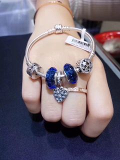 (Category: ) located in . Submitted by sell0ra_fashion (Listing ID 1462735237, Image 1). Description: .