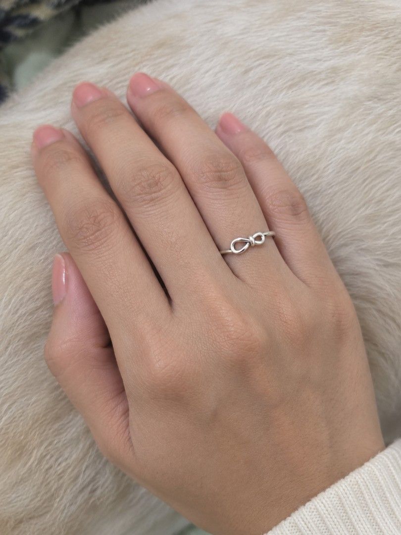 Pandora Infinity Knot Ring (Category: Rings) located in Dasmarinas. Submitted by 32mimimi (Listing ID 1462850278, Image 2). Description: size 4 comes with box.
