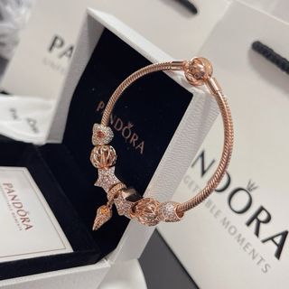 (Category: ) located in . Submitted by sell0ra_fashion (Listing ID 1462726548, Image 1). Description: .