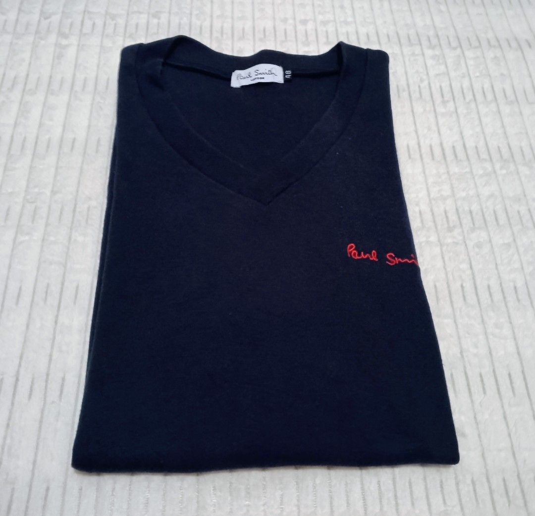 Paul Smith Body Fit + 84 SF (Category: Luxury Apparel) located in Cebu City. Submitted by OneStop_ThriftShop_Mo (Listing ID 1462724030, Image 2). Description: Payday Sale, pls avail 🤗🫶 Paul Smith 💓💓💓 V-Shaped, 100% cotton Navy Blue/Rainbow sleeves PS embroidered logo Body fit/stretch with hem tag Size W 19" L 25.5".