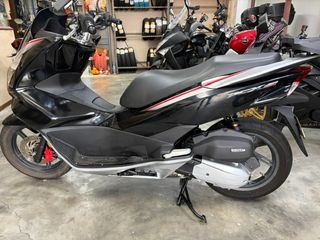 (Category: ) located in . Submitted by aljuniedmotor (Listing ID 1462769742, Image 1). Description: .