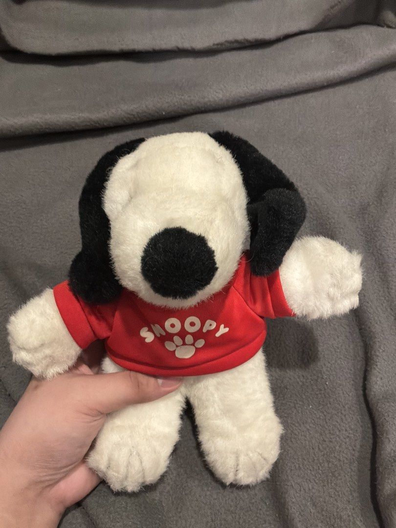 Peanuts Snoopy with Red Shirt (Category: Western Merchandise) located in Marikina City. Submitted by glimmr.ph (Listing ID 1462847829, Image 1). Description: .