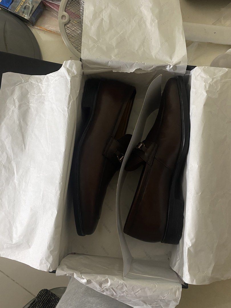 Pedro Brown Leather Loafers (Category: Casual Shoes) located in Caloocan City. Submitted by nathaniel38087 (Listing ID 1462873243, Image 3). Description: Original price 6995 Selling price 4000 Size 8usm 41eu 26cm Good condition.