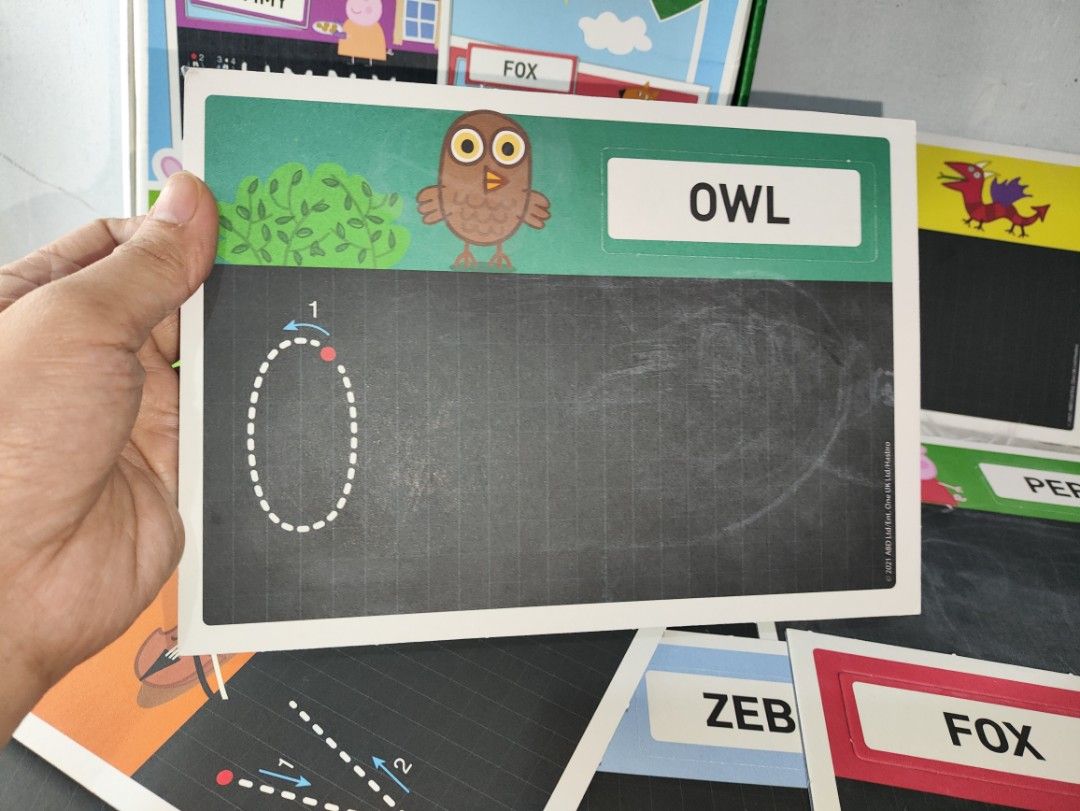 Peppa Pig write and draw by clementoni (Category: Children's Books) located in Cavite. Submitted by tinetaclesss (Listing ID 1462786232, Image 3). Description: .