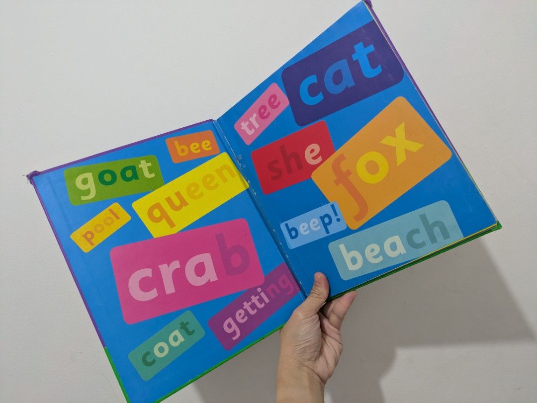 Phonics Reading Book for Preschoolers (Category: Children's Books) located in Quezon City. Submitted by lascosas.ph (Listing ID 1462706006, Image 2). Description: -Phonics with age-appropriate phonics stories -well-used so taped on the sides -please manage expectations .