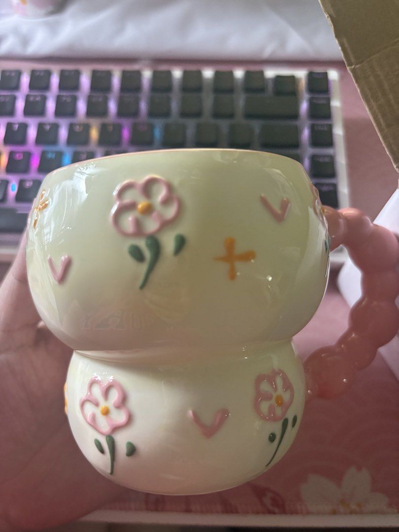Pink Flower Mug (Category: Cookware & Accessories) located in General Trias. Submitted by misousoup (Listing ID 1462730110, Image 1). Description: - Brand new - from kkv - rfs: not being used.