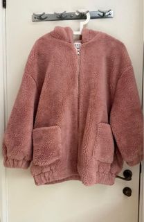 (Category: ) located in . Submitted by stylealways (Listing ID 1462754639, Image 1). Description: .