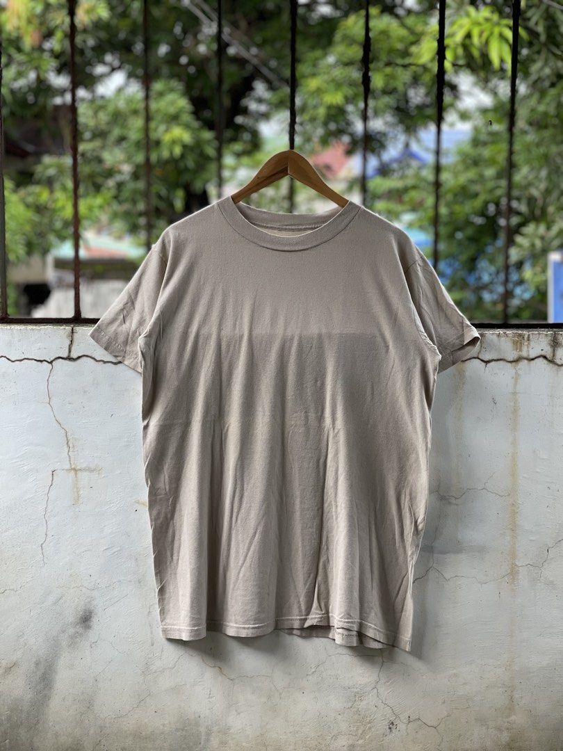 Plain tee (Category: Tshirts & Polo Shirts ) located in Manila. Submitted by jmurbanfinds (Listing ID 1462856058, Image 1). Description: Width:22 Length:29 Tag:- Size: large Color Rate: 8/10 Condition: 8/10 Issue: sun fade Mine: 200 each, 500 for 2 Mode of payment: Gcash Mode of shipping: J&T and lalamove For more information kindly click the “send message button” and other details of the item. Location: cabuyao laguna ————————————————————————— N