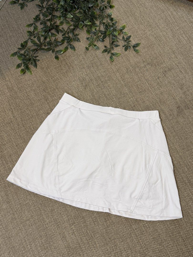 Playbrave Sport Skort SP91 (Category: Activewear) located in Naga. Submitted by ubi04 (Listing ID 1462701026, Image 2). Description: .