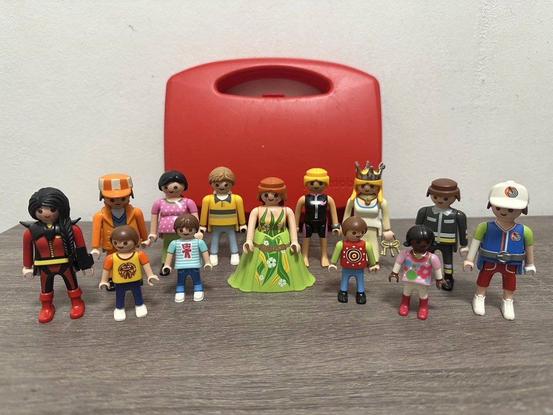 Playmobil Figures with Red Carrying Case (Category: Kids Toys) located in Manila. Submitted by eiya.love (Listing ID 1462722486, Image 1). Description: .