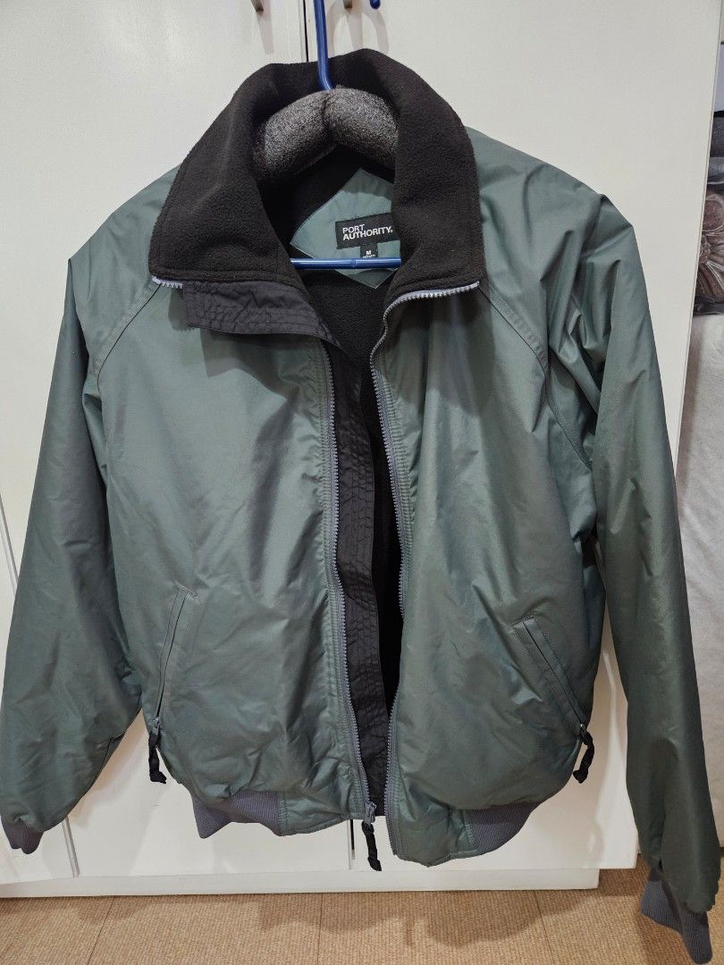 Port Authority Water Resistant Jacket (Category: Coats, Jackets and Outerwear) located in Las Pinas. Submitted by bellaprima888 (Listing ID 1462685022, Image 1). Description: Brand New Water Resistant Jacket Bought in the US Size: Medium You may check Amazon for this brand 2 Interior Zip pockets A long-time favorite, the Challenger™ has a traditional design and a wind-resistant, water-resistant Teklon® nylon outer shell to keep you warm and dry. 