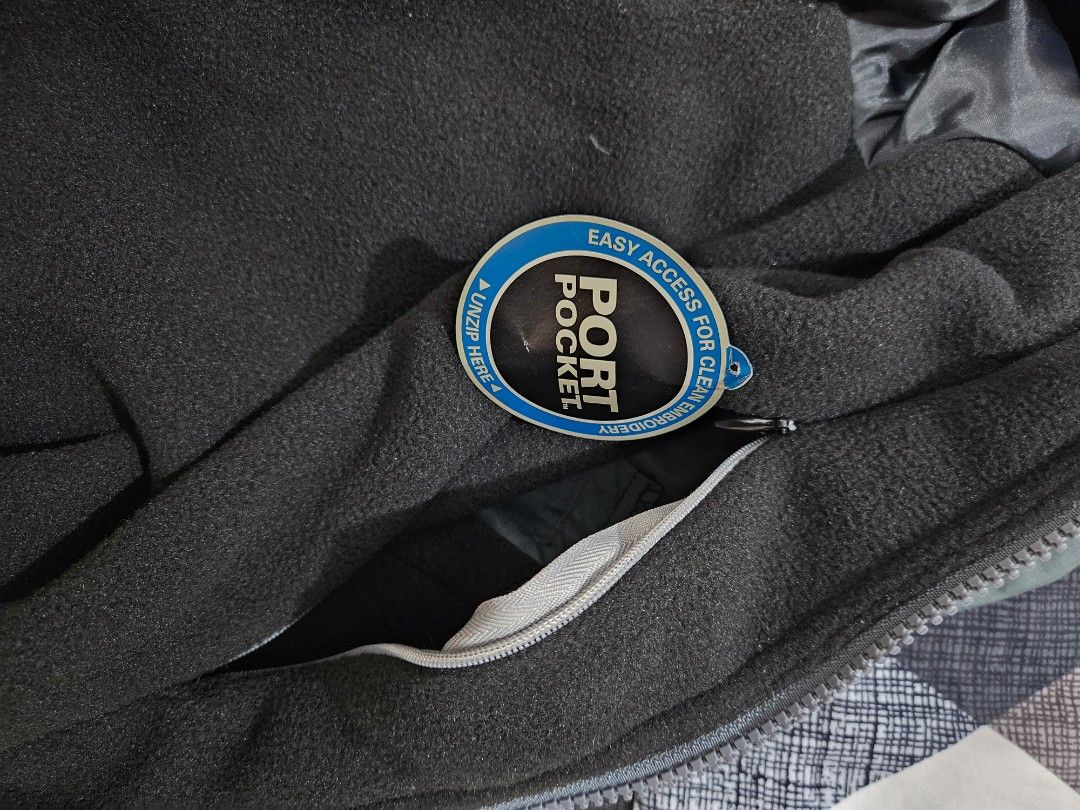 Port Authority Water Resistant Jacket (Category: Coats, Jackets and Outerwear) located in Las Pinas. Submitted by bellaprima888 (Listing ID 1462685022, Image 3). Description: Brand New Water Resistant Jacket Bought in the US Size: Medium You may check Amazon for this brand 2 Interior Zip pockets A long-time favorite, the Challenger™ has a traditional design and a wind-resistant, water-resistant Teklon® nylon outer shell to keep you warm and dry. 