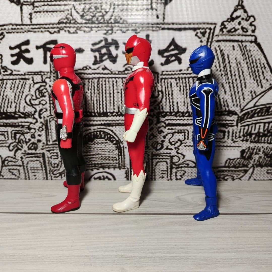 Power Rangers Action Figure (Category: Action & Battle Toys) located in Iloilo. Submitted by quistor (Listing ID 1462792920, Image 2). Description: Product Features: Power Rangers Action Figure Color: as the picture shows Size: 6.5 inches - see Ruler inches for size comparison Condition: Japan surplus toys, authentic, no box, minimal paint chips, Not Working Electronics, selling as is. Package Content: 1pc/150 Notes: Due to the light and screen s