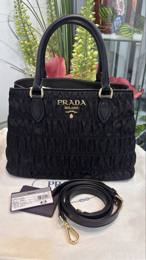 PRADA GAUFRE SMALL BLACK TESSUTO (Category: Luxury Bags & Wallets) located in Taguig. Submitted by shoppersluxe2394 (Listing ID 1462796658, Image 1). Description: .